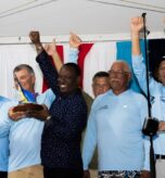 Tourism-Minister-with-Winning-Boat-Cocobel-from-Trinidad-and-Tobago-with-7500-points-
